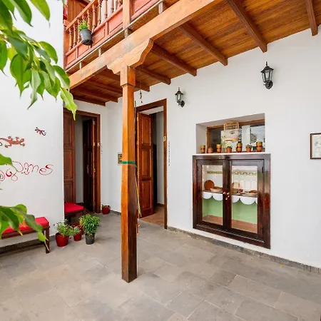 Hotel Rural 2*